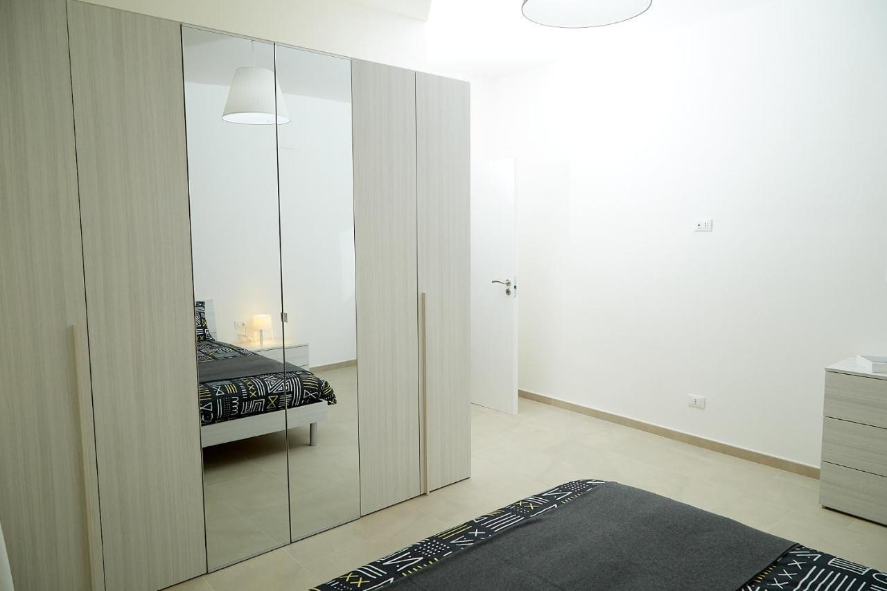 Scirocco Guest House Бриндизи Екстериор снимка